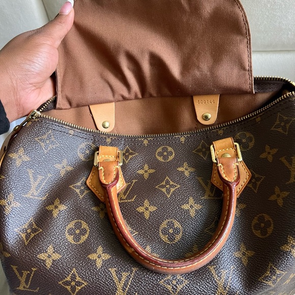 100% Authentic Louis Vuitton Speedy 30 Bag - Picture 4 of 10